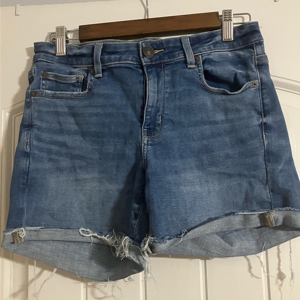 American Eagle Jean shorts sz8